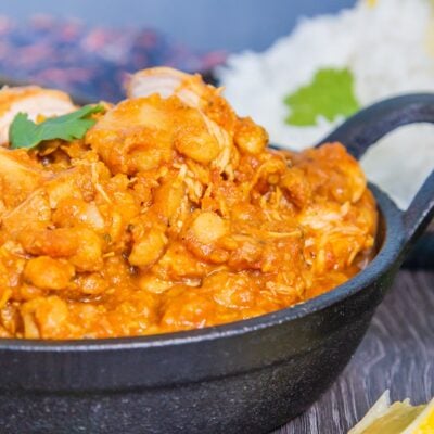 A bowl of Slow Cooker Chicken Dhansak.